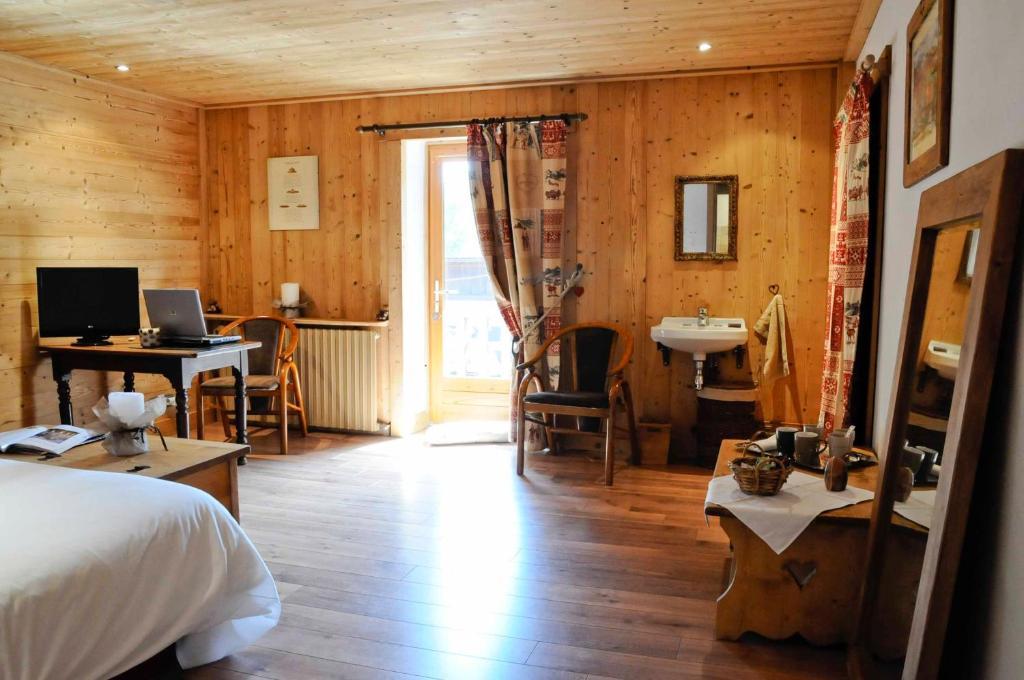 La Ferme D Emilienne Bed & Breakfast Sallanches Cameră foto